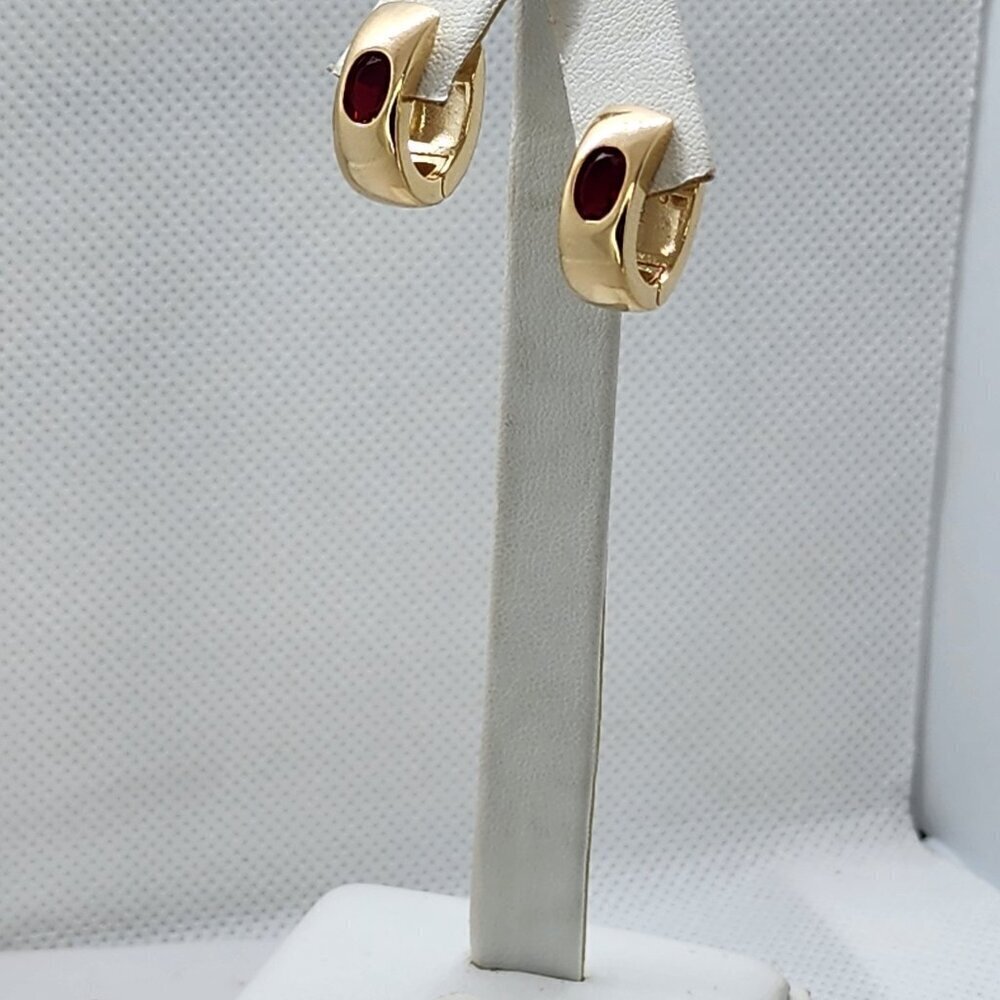 Brand New Brazilian 18k Gold Filled Red Gemstone Huggy Earrings - Picture 4 of 7